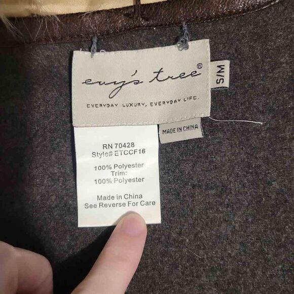 Evy's Tree Cape  - Picture 6 of 9